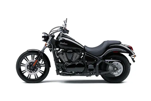 2026 Kawasaki Vulcan 900 Custom Motorcycle / Street Bike in Street, Cruisers & Choppers in Trenton - Image 3