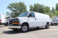 2022 GMC Savana 8 CYLINDRES 6.6 LITRES TRES RARE / 1 SEUL PROPRIO / 2022 GMC SAVANA 2500 CARGO ALLON... (image 6)