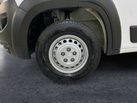 Check out this vehicle's pictures, features, options and specs, and let us know if you have any ques... (image 8)