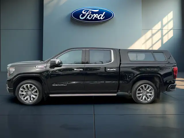 2025 GMC Sierra 1500 Crew Cab Short Box 4-Wheel Drive Denali for