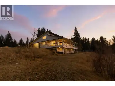 Experience country living on 88 acres just 15-20 mins from 100 Mile House! This partially updated 3-...
