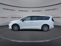 The used 2024 Chrysler Grand Caravan SXT 2WD is built for busy family life and daily comfort. This m... (image 4)