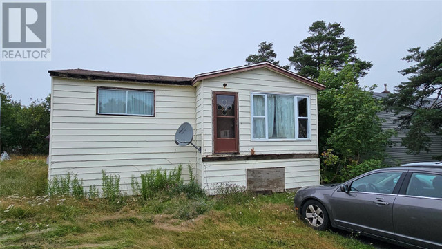 6-8 Ruth Avenue Mount Pearl, Newfoundland & Labrador in Houses for Sale in St. John's - Image 3