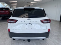 ===== Key Features ===== * Only 5,863 km * One Owner * Platinum Trim * All-Wheel Drive (AWD) * CVT A... (image 3)