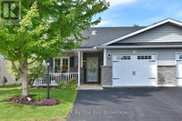 12 NEW YORK AVENUE Wasaga Beach, Ontario Oakville / Halton Region Toronto (GTA) Preview