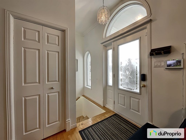 $535,000 - Split Level in Drummondville (St-Charles-De-Drummond) — photo 2