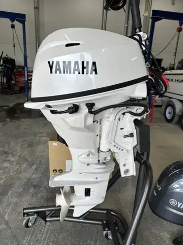 Yamaha 25hp with power tilt/trim. Available in two new colours. These are short shaft(15 inch), till...
