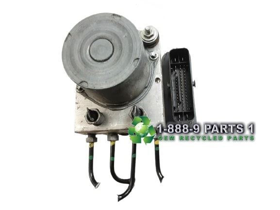 ABS Anti-Lock Brake Pump w/Module Jaguar XE F-Pace XF 2017-2019 in Other Parts & Accessories in Hamilton - Image 4
