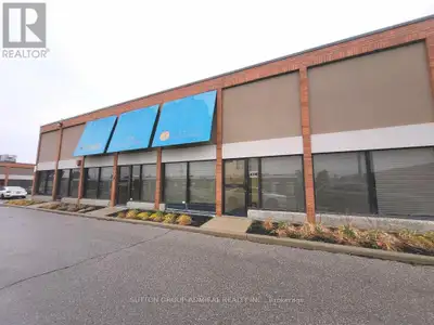 *** HIGH END BEAUTIFULLY FINISHED OFFICE SPACE *** GREAT COMMERCIAL OFFICE/RETAIL SPACE *** CHAMPAGN...