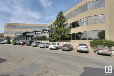 Main floor fully developed office space. Offices + open area overlooks River Valley & north hill. Br...
