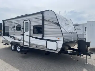 Welcome to Eldorado RV Sales, the longest running dealership in Southern Alberta! This Rocky Mountai...