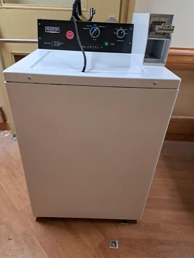 Coin Washer. Coin Dryer. Coin Operated. Stacked in Washers & Dryers in City of Toronto - Image 4