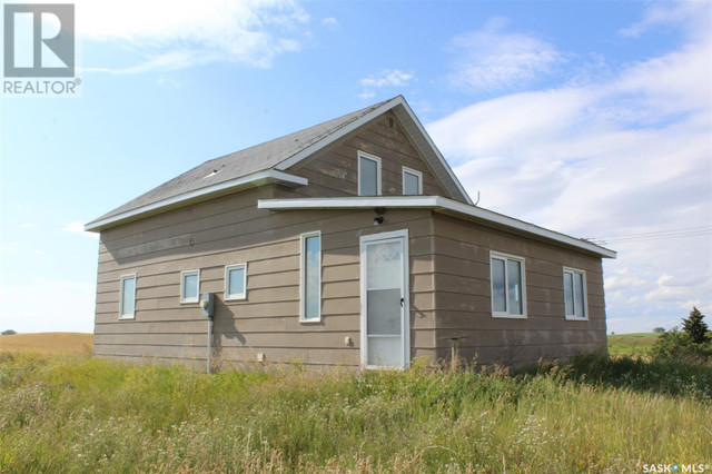 Oungre Acreage RM Souris Valley #7 2 Storey Oungre, Saskatchewan in Houses for Sale in Regina