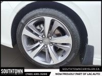 2022 Acura TLX Platinum Elite SH-AWD Experience the Acura TLX Platinum Elite with only 72681 km on t... (image 5)