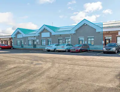 Office/Retail for Lease | 1,382 SF - 6,098 SF Versatile flex-commercial space in a high-visibility p...
