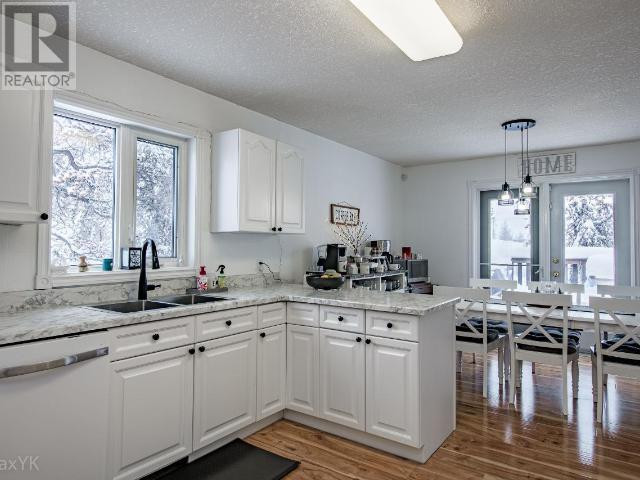 5 FOREMAN COURT Yellowknife, Northwest Territories in Houses for Sale in Yellowknife - Image 4