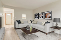 Modern Townhomes with Backyard - Kyte Crescent Townhomes - Townh