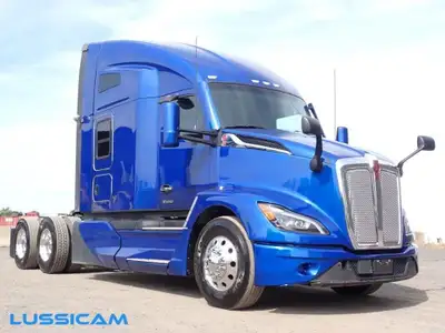 2024 Kenworth T680 2024 Kenworth T680 Découvrez le Kenworth T680 2024 chez Camions Lussicam à Sainte...