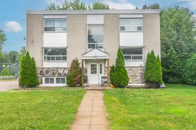 Available April 1st $1691 + Hydro Welcome to your new home on Finlayson Street in Port McNicoll! Thi...