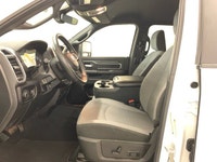 Check out this vehicle's pictures, features, options and specs, and let us know if you have any ques... (image 9)