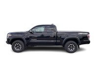 Welcome to Country Hills Volkswagen 2021 Toyota Tacoma Midnight Black Metallic V6 4WD We want your v... (image 4)
