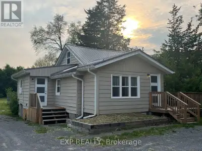 22166 LOYALIST PARKWAY Quinte West, Ontario