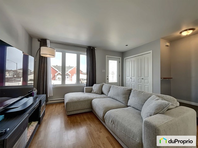 $279,000 - Condominium for sale in Levis — photo 2