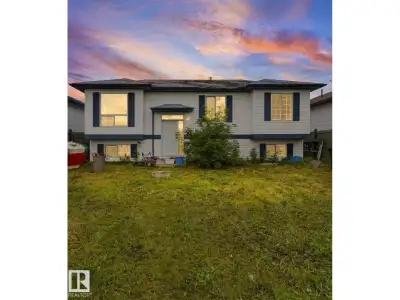 Welcome to this bright and inviting three-bedroom, one-bathroom bi-level in Bon Accord! Situated on...