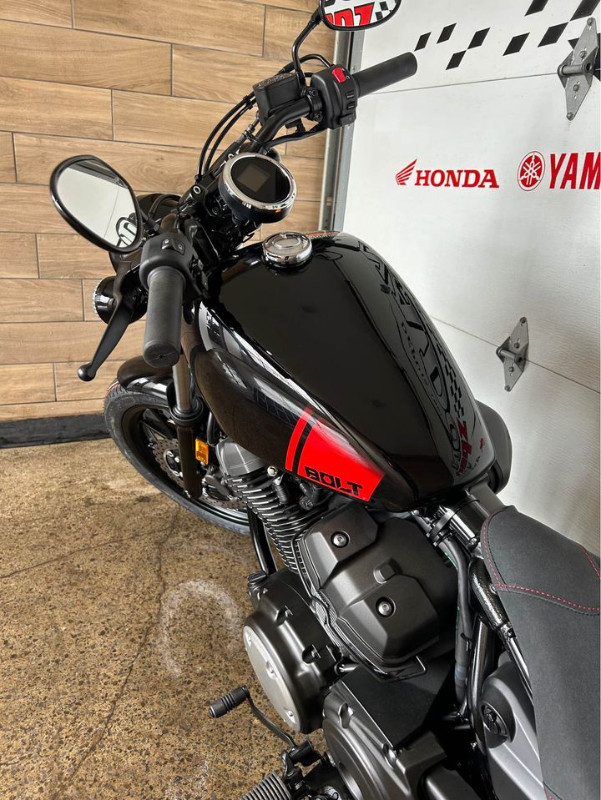 YAMAHA BOLT R-SPEC 2024 dans Utilitaires et de promenade  à Ville de Montréal - Image 3