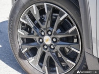 Conquer the Canadian Roads with the 2026 Chevrolet Traverse LT: A Blend of Power, Style, and Versati... (image 8)