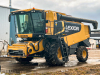 PARTING OUT: CAT Claas Lexion 570 Combine (Parts & Salvage)