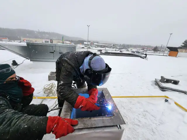 Commercial Kitchen Hoods in Industrial Kitchen Supplies in Markham / York Region - Image 9
