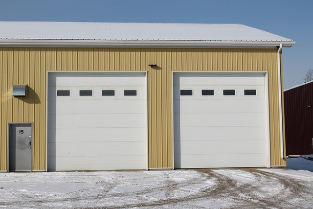 Commercial/Industrial Truck & Shop Bays for Rent in Drayton Vall in Commercial & Office Space for Rent in Edmonton - Image 2