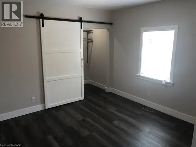 805 ROCKWAY Drive Kitchener, Ontario in Houses for Sale in Kitchener / Waterloo - Image 8