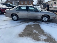 TIGER AUTO SALES LTD - Quality Pre-Owned Car Dealership - Located at 2275 Dundas St., London, Ontari... (image 5)