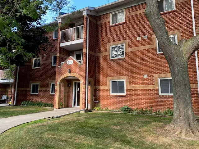 304-573 Armstrong Road - 2 bed, 1 bath - 2 beds 1 bath - 304-573