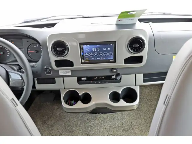 2022 Thor Motor Coach Quantum KM24 1 extension ! Sprinter Merced in RVs & Motorhomes in Laval / North Shore - Image 25