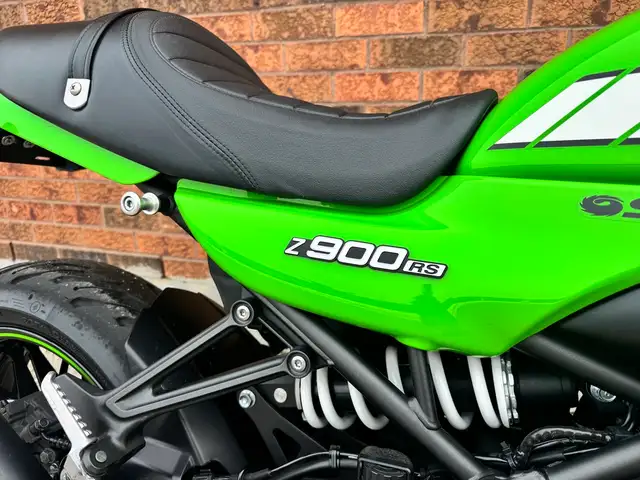 2018 Kawasaki Z900RS Cafe **HINDLE EXHAUST SYSTEM** **EXTRAS** in Street, Cruisers & Choppers in Markham / York Region - Image 14