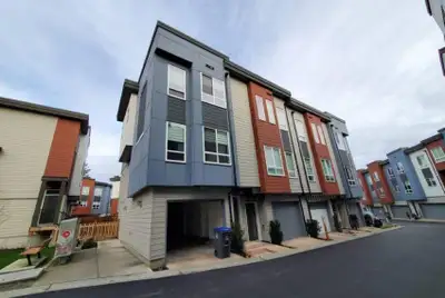 1670 160 STREET Surrey, British Columbia