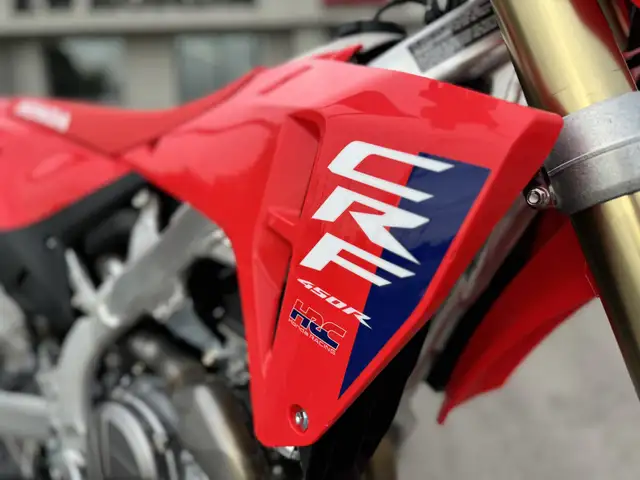 2026 Honda CRF450R in Dirt Bikes & Motocross in Kitchener / Waterloo - Image 12