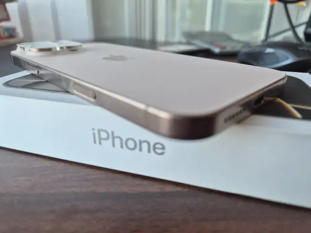 NEW Unlocked Apple iPhone 16 Pro Max 256GB Titanium in Cell Phones in Richmond - Image 3