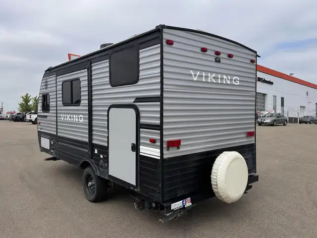 2020 Viking 178BHS in Travel Trailers & Campers in St. Albert - Image 5