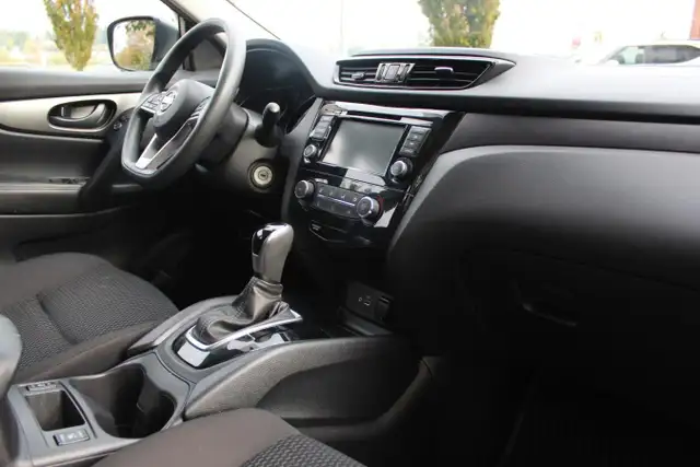 2021 Nissan Qashqai FWD S CVT for sale in Cars & Trucks in Comox / Courtenay / Cumberland - Image 16