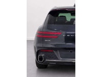 Le Genesis GV70 Prestige 2025 est un VUS de luxe qui se distingue par son équilibre remarquable entr... (image 7)