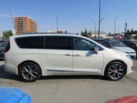 Thanks for viewing our South View Motors Inventory! 2017 Chrysler Pacifica Limited Fully Loaded Ente... (image 3)