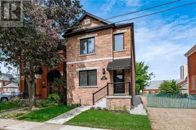 2C - 36 GRANT AVENUE Hamilton (Landsdale), Ontario