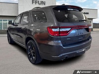 Leather Seats, Sunroof, Second Row Seats Captain Chairs, Premium Audio, Uconnect 5 Nav w/10.1 inch D... (image 2)