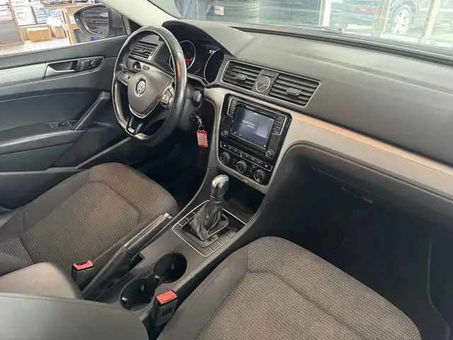 2016 Volkswagen Passat 4dr Sdn 1.8 TSI Auto Trendline+ in Cars & Trucks in Longueuil / South Shore - Image 10