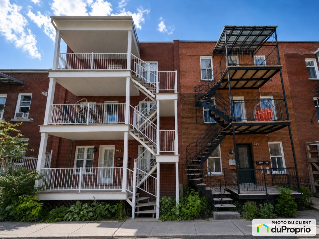 $594,000 - Quadruplex in Trois-Rivières (Trois-Rivières) — photo 1