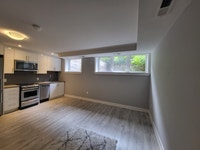 Welcome to 412 Lisgar Located on the corner of Kent and Lisgar in the heart of the Somerset neighbou... (image 3)